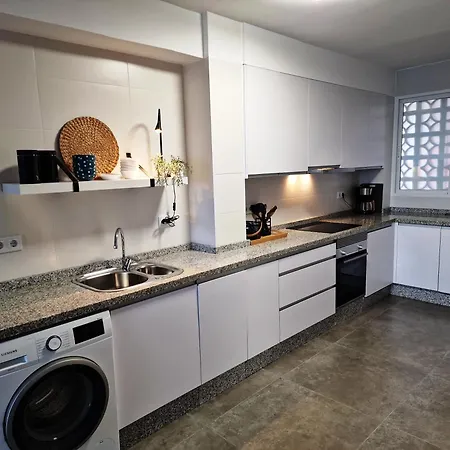 Albamar Apartament *